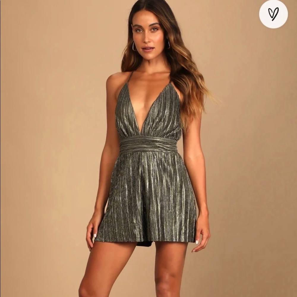 Lulu’s Award ceremony gold multi metallic pleated sleeveless romper